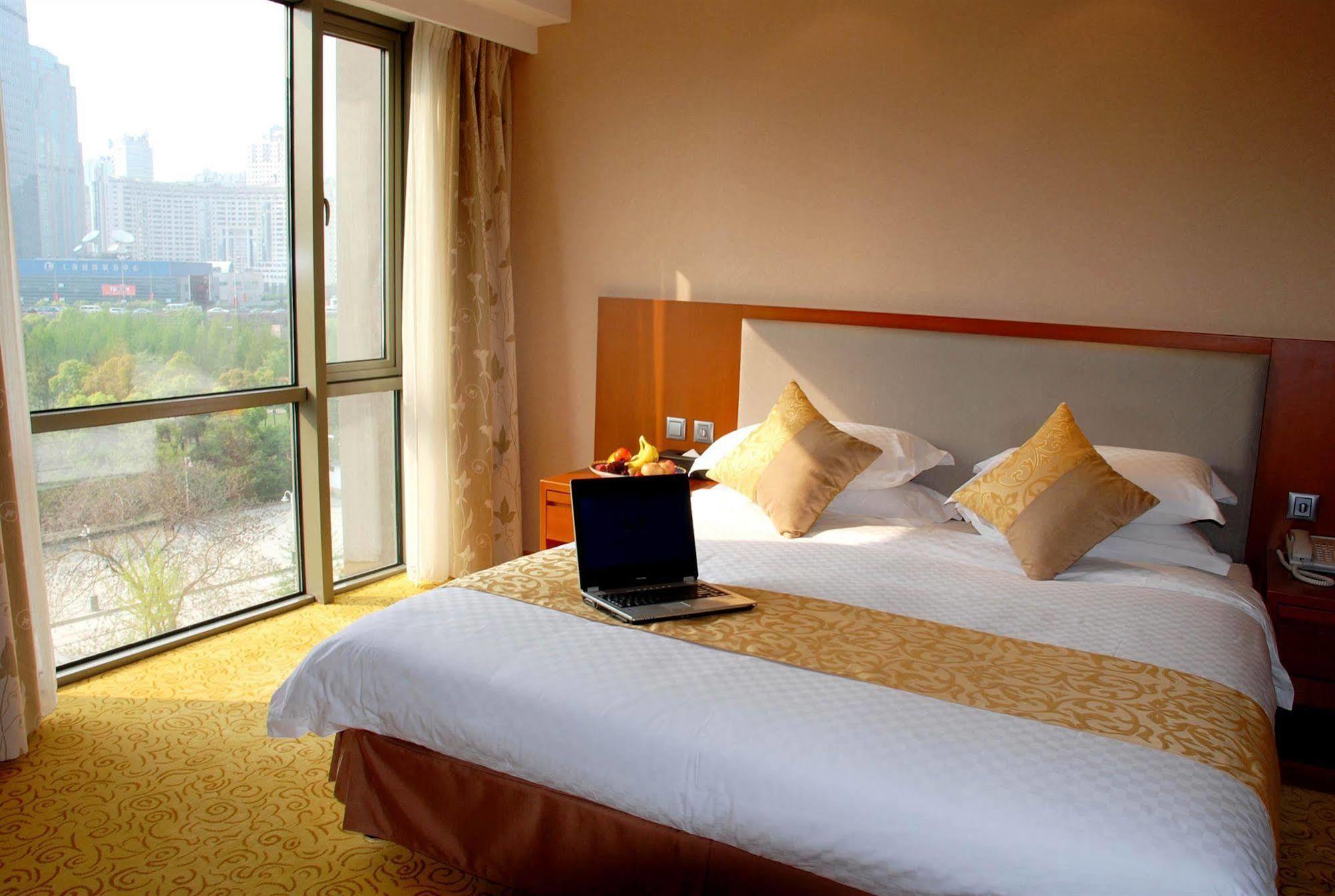 Shanghai Forte Hotel Екстериор снимка