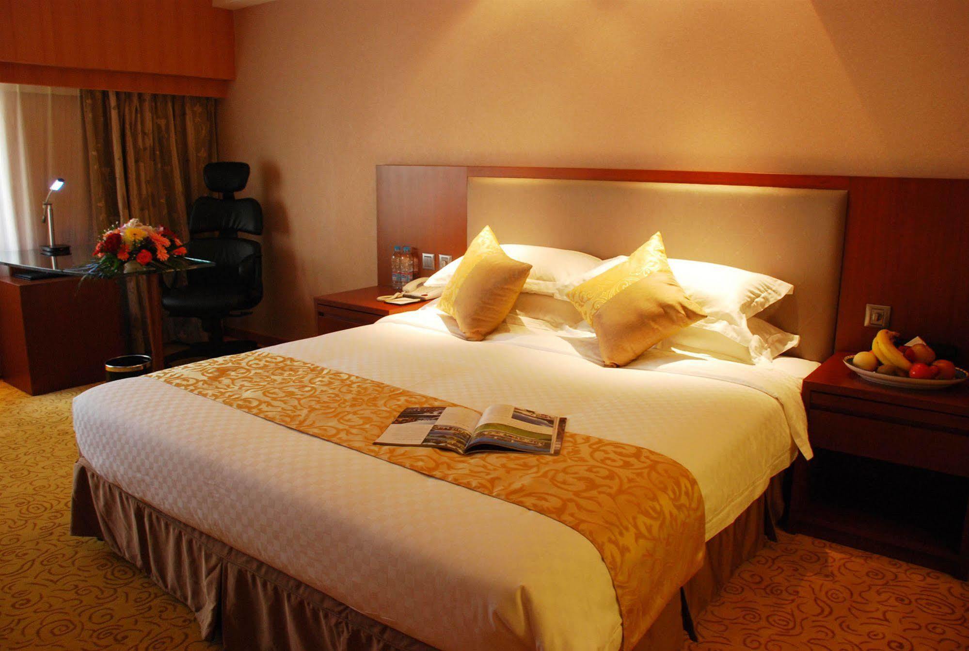 Shanghai Forte Hotel Екстериор снимка