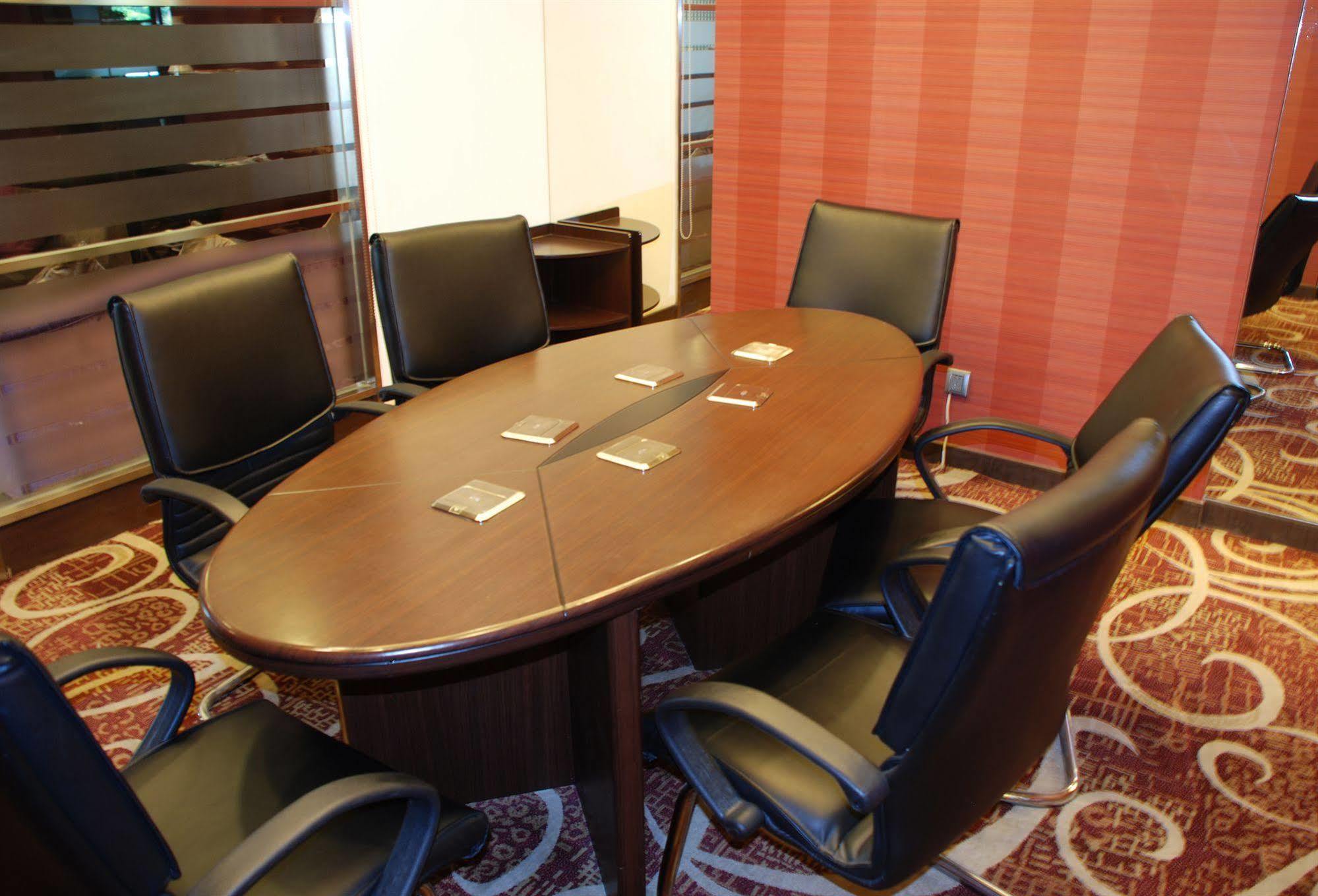Shanghai Forte Hotel Екстериор снимка